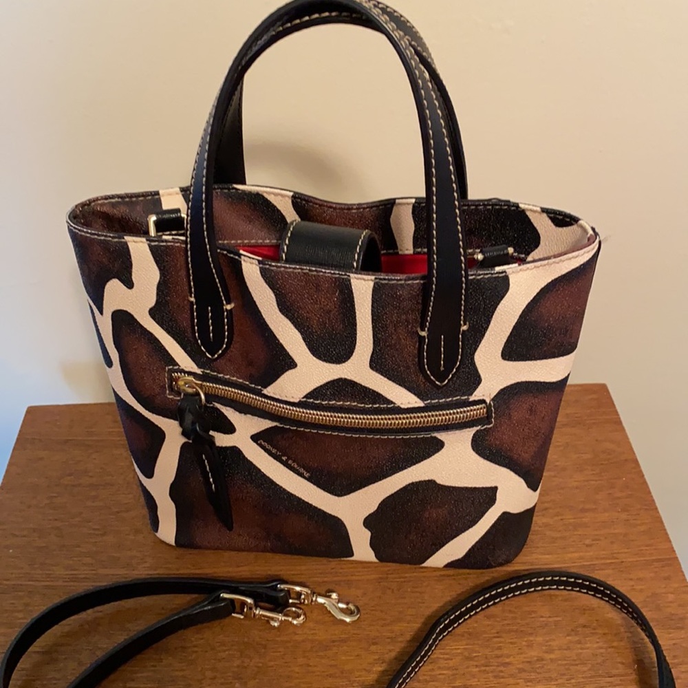 EUC Dooney Serengeti mini waverly - Picture 3 of 7